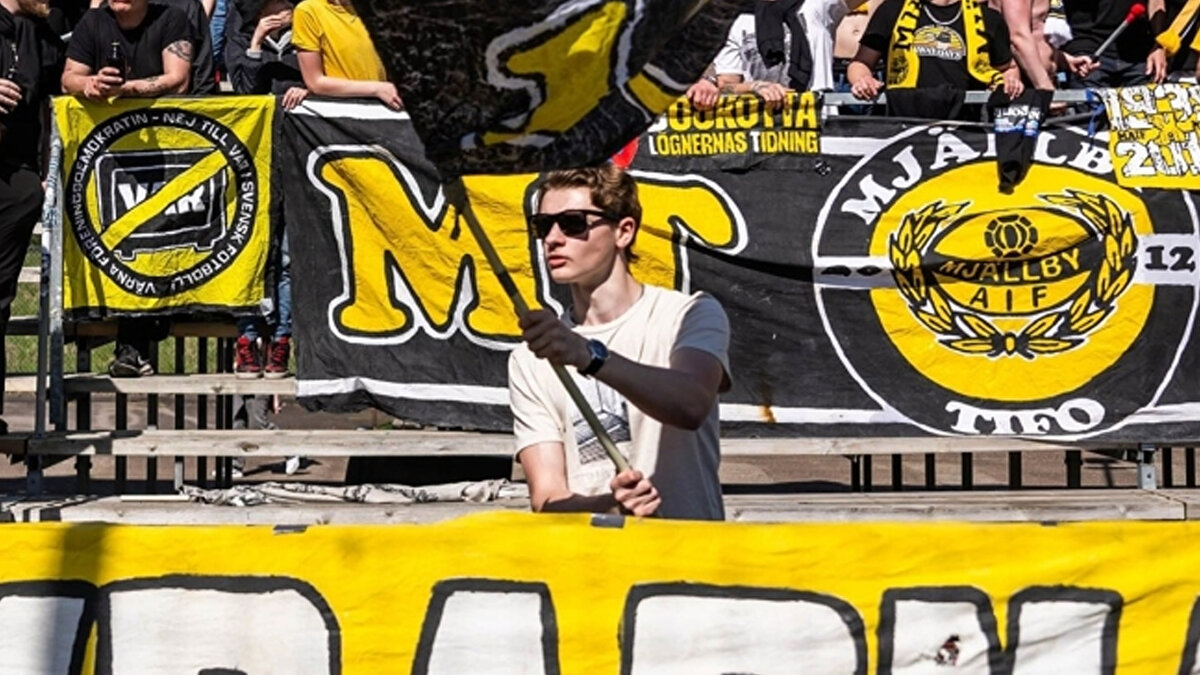  Gamla Ullevi Stadyumu'nda oynanan mücadelede Mjallby'nin gollerini 21. dakikada Jacob Bergström ile 28. dakikada Tom Pettersson kaydetti.
