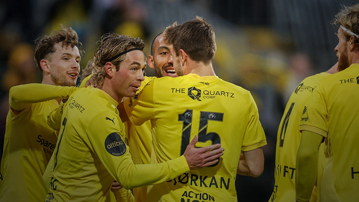 BodoGlimt Şampiyonlar Ligi Karnesi<br>Şampiyonlar Ligi'nde ilk hafta mücadelesinde Slavia Prag ile karşılaşan BodoGlimt, maçtan 2-2 berabere ayrıldı. Şampiyonlar Ligi 2. hafta karşılaşmasında rakibi İngiliz temsilcisi Tottenham oldu. Norveç ekibi rakibi ile 2-2 berabere kaldı. Şampiyonlar Ligi'nde iki mücadeleden 2 puan alan BodoGlimt, Galatasaray'ın 3 sıra gerisinde 24. sırada yer alıyor.<br>