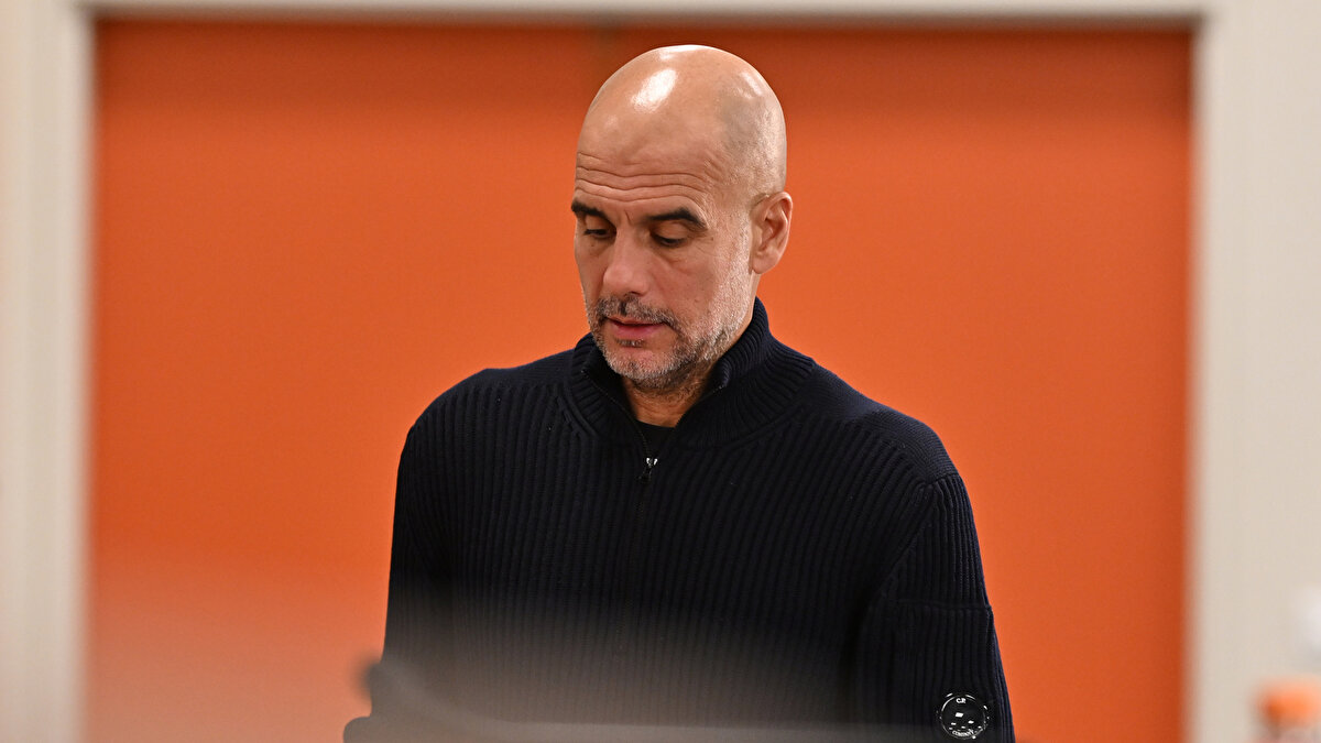 'PEP ONU İZLİYOR' İDDİASI<br><br>Defensa Central'in haberine göre Manchester City yönetimi, Arda için Real Madrid ile bir görüşme yaptı. Haberde, Pep Guardiola'nın Arda Güler'i izlediği vurgulandı. 