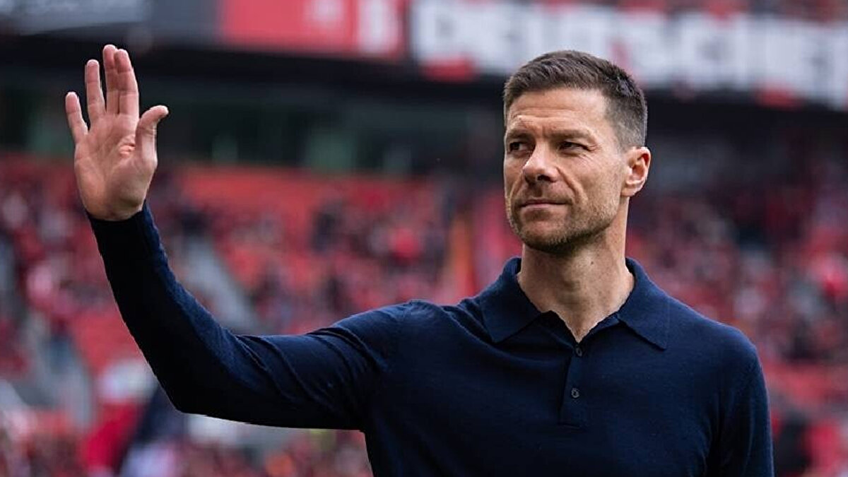Dev maç öncesi basın toplantısında konuşan Real Madrid Teknik Direktörü Xabi Alonso, iki Türk yıldız Arda Güler ve Kenan Yıldız hakkında övgü dolu ifadeler kullandı. 