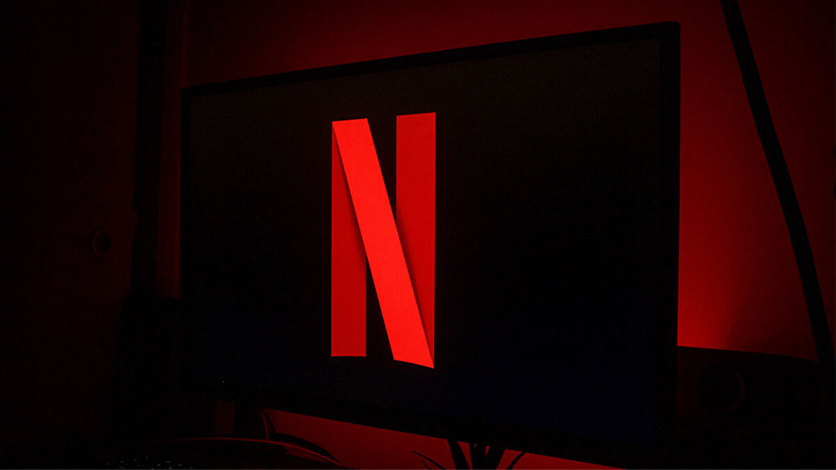 <br><br>18. Netflix – 502.93 milyar dolar<br><br>Dijital yayın platformu Netflix, $502.93 milyar piyasa değeriyle 18. sırada. NFLX hissesi $1,184 seviyesinde ve bugün %1.64 düştü. İçerik üretimi ve küresel yayılımıyla streaming sektörünün öncüsü.<br>