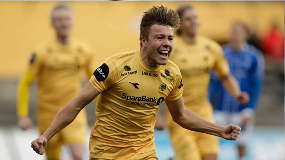 Bu duruma karşı ne gibi önlemler alacaklarının sorulması üzerine Norveçli futbolcu, "En azından artık bunun olabileceğinin farkındayız. Sanırım kulak tıkacı takmamız gerekiyor. Umarım böyle bir şeyi uyuyarak atlatabiliriz. Ama biraz zor olabilir." diye konuştu.<br><br>