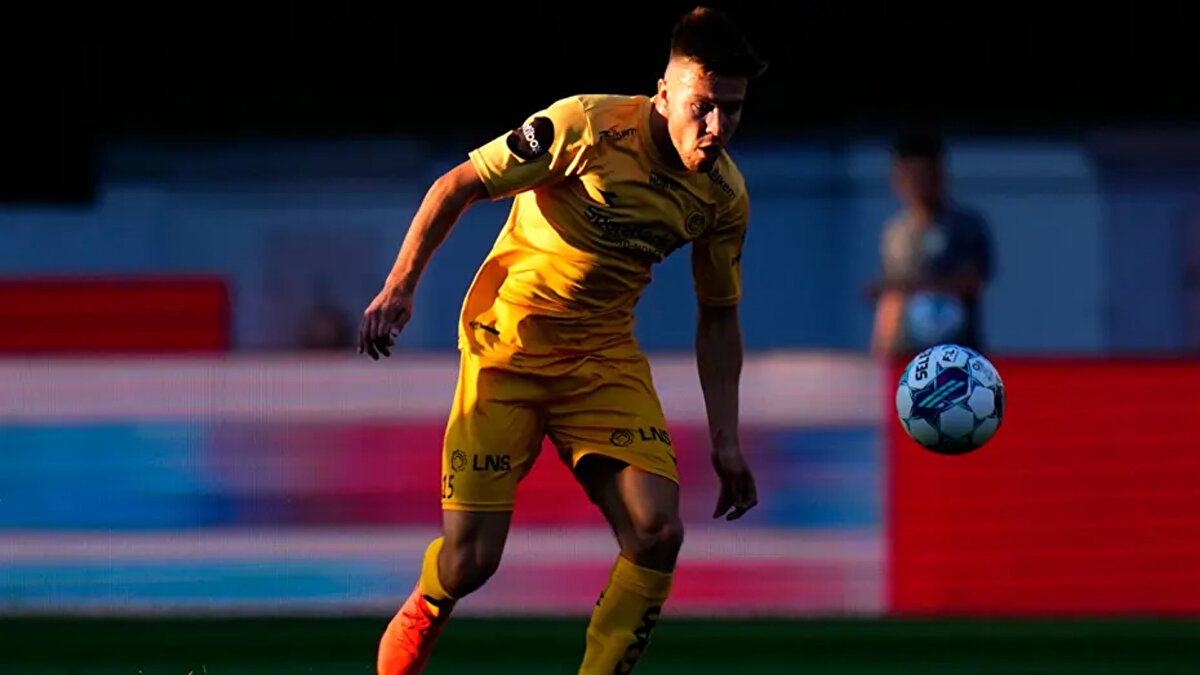 <br>27 yaşındaki sol bek, "Bunu yaşarsanız performans düşüşü olabilir mi?" sorusunu ise "Hayır, kesinlikle hayır. Hemen ardından uyuyabiliyorsanız, pek bir zararı olmaz." sözleriyle yanıtladı.<br><br>