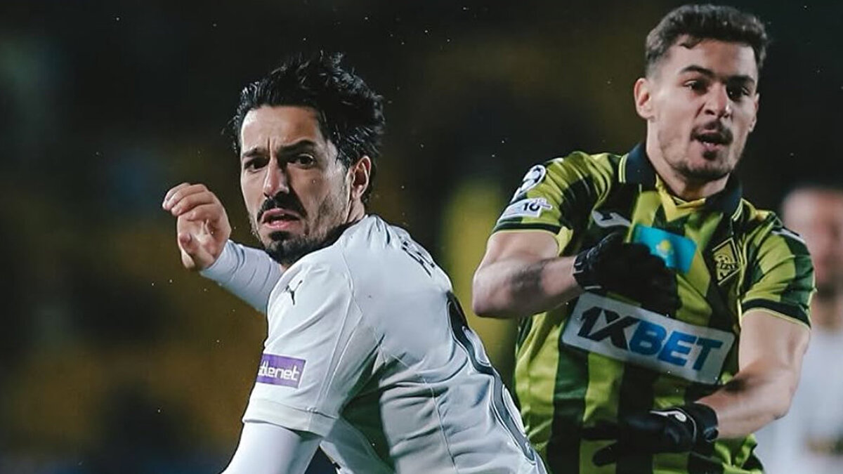 UEFA Şampiyonlar Ligi’nde 3. hafta heyecanı yaşanıyor. Saat 19.45 seansında 2 maç yapılırken, tarihinde ilk kez Devler Ligi’nde sahne alan Kazakistan ekibi Kairat, Pafos FC ile golsüz berabere kaldı.