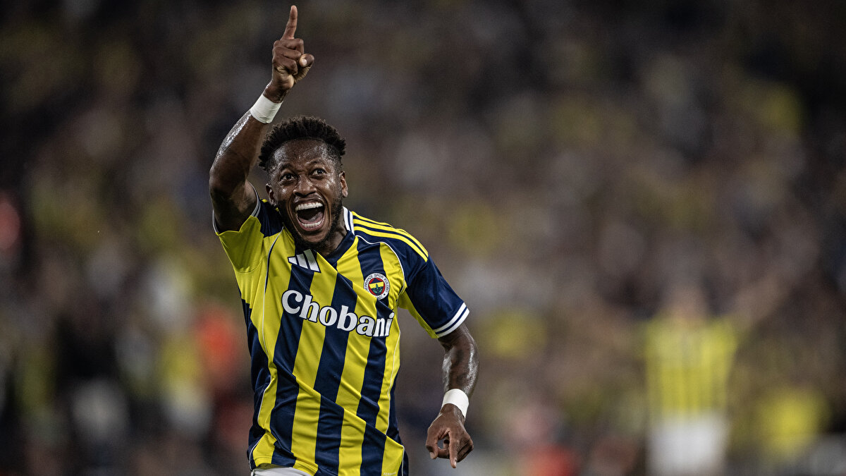 Brezilyalı golcünün de başka takımlarda formaya giymeye sıcak baktığı yazıldı. <br><br>