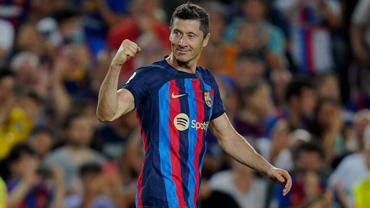 Lewandowski için ayrıca Atletico Madrid ve AC Milan'ın da muhtemel destinasyonlar olduğu aktarılırken Barcelona'nın kontrat uzatma planlarının olmadığı belirtildi.