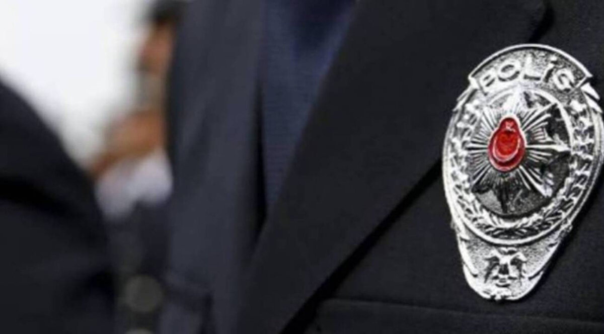 Polis Promosyonu Ne Zaman Yatacak?<br><br>EGM tarafından yapılan açıklamada ihalenin sonuçlandığı ve rekor tutar belirtilmiş olsa da, 100.000 TL'lik promosyon ödemesinin hesaplara ne zaman yatırılacağına dair net bir tarih verilmedi. Ödeme takvimine ilişkin detayların, Emniyet Genel Müdürlüğü veya Türkiye İş Bankası tarafından önümüzdeki günlerde ayrıca duyurulması bekleniyor.