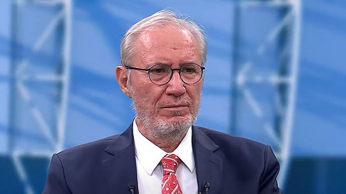 HAKEM AKIŞI BOZMADI<br><br>"Galatasaray'ın yediği golde ise kaleci hatası var. O topu arkaya düşürmemeliydi. Hakemin Michael Oliver olması da büyük bir avantajdı."