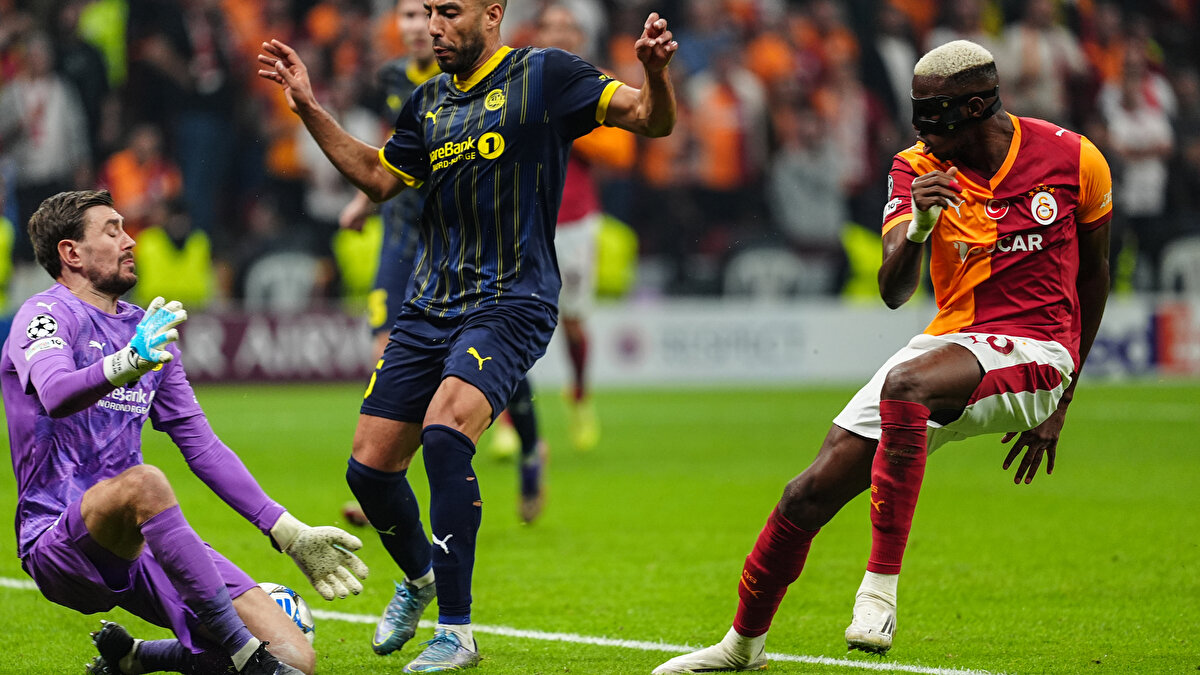 YUNUS SAHNE ALDI<br><br>İkinci yarıya da hızlı başlayan G.Saray, Yunus Akgün ile 60. dakikada skoru 3-0'a getirdi. Maçın skorunu ise 75. dakikada Anderas Helmersen belirledi. Sarı-kırmızılı takım rakibini 3-1'lik skorla mağlup ederek üst üste ikinci galibiyetini aldı.