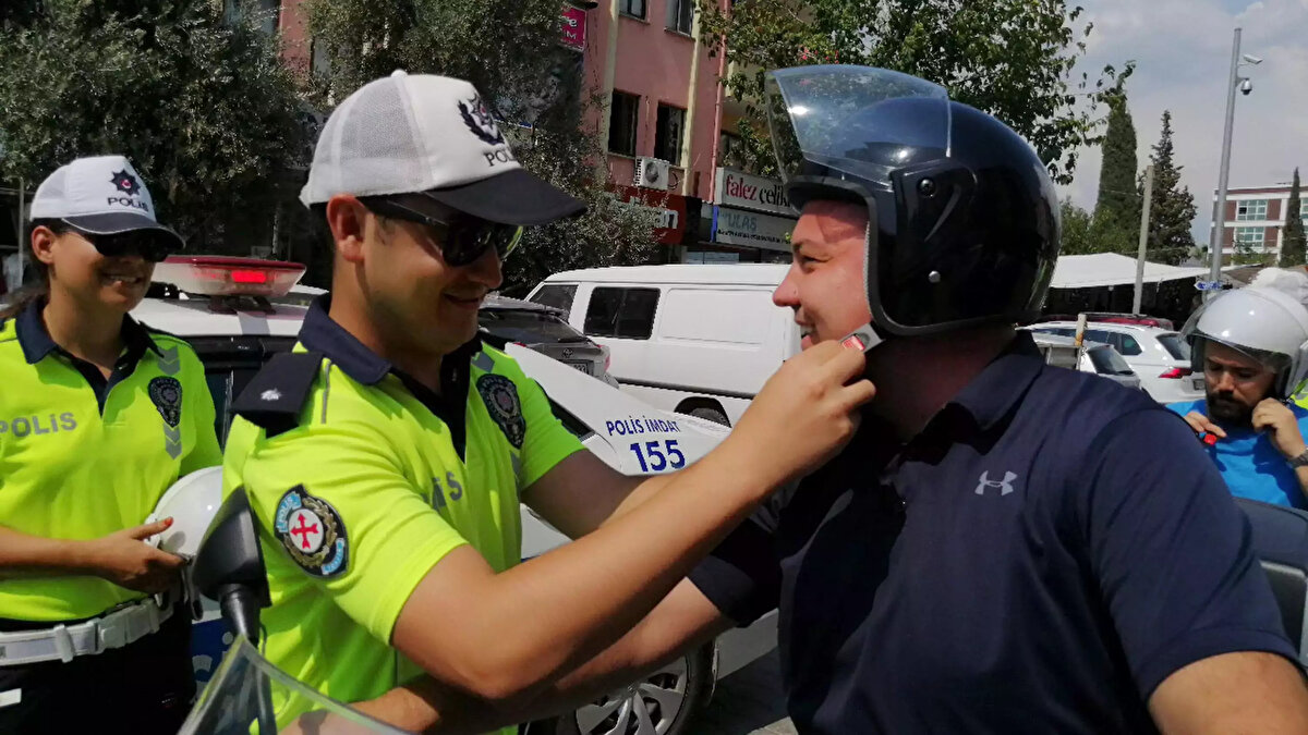 Motosikletliler:<br><br>Kask takmamak: İlk ihlalde 2.500 TL, ikincide 5.000 TL, üçüncüde 10.000 TL<br><br>Korumalı ekipman zorunluluğu ve özel farkındalık kampanyaları