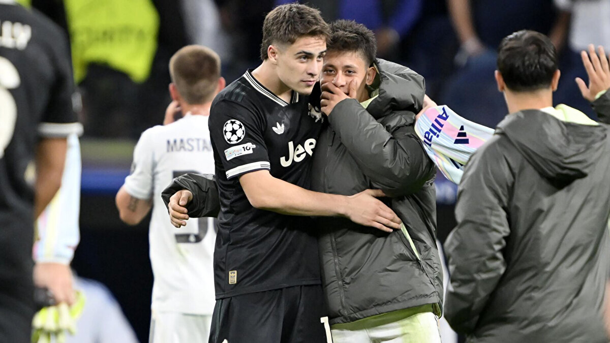 ARDA VE KENAN İLK 11<br><br>Mücadeleye ilk 11'de başlayan milli yıldızlardan Arda Güler 74. dakikada, Kenan Yıldız 75. dakikada oyundan alındı.<br><br>Juventus'da Kenan Yıldız maça takım kaptanı olarak çıktı.