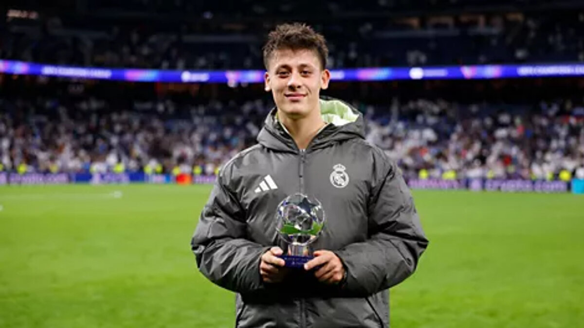 MAÇIN ADAMI ARDA GÜLER <br><br>Mücadeledeki başarılı performansıyla maçın adamı Arda Güler seçildi. 74 dakika sahada kalan Arda, 7 kilit pas ve yüzde 97 pas isabetiyle oynadı.