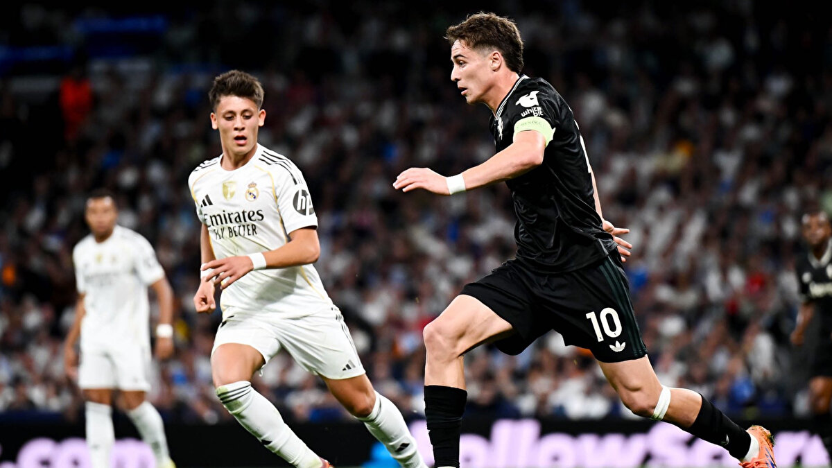 Öte yandan Real Madrid - Juventus maçı milli yıldızlarımızın düellosuna da sahne oldu.<br><br>