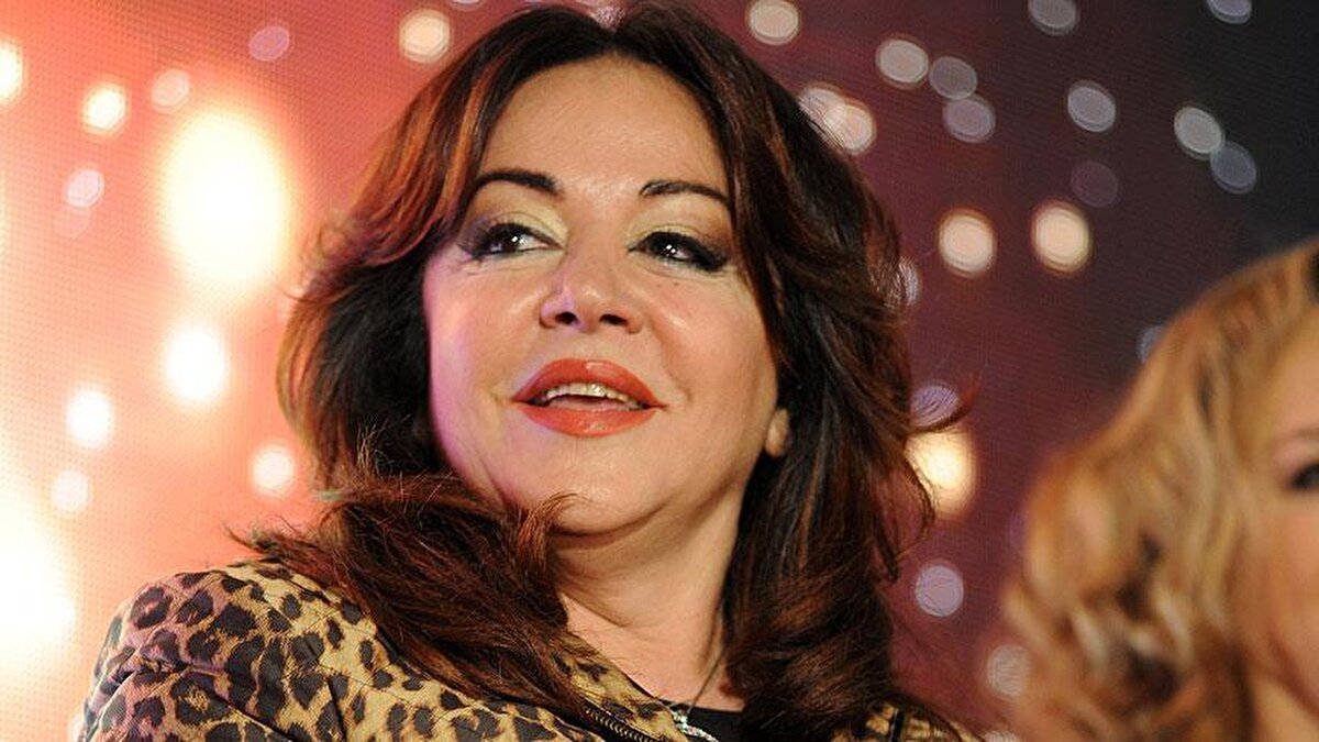 “Patates orada sadece bir tesadüf. Yediği sırada öksürünce damarına baskı yapıyor ve bu durum aort damarının patlamasına sebep oluyor. Yani patates boğazına kaçmıyor, olay tamamen tansiyonla ilgili.”