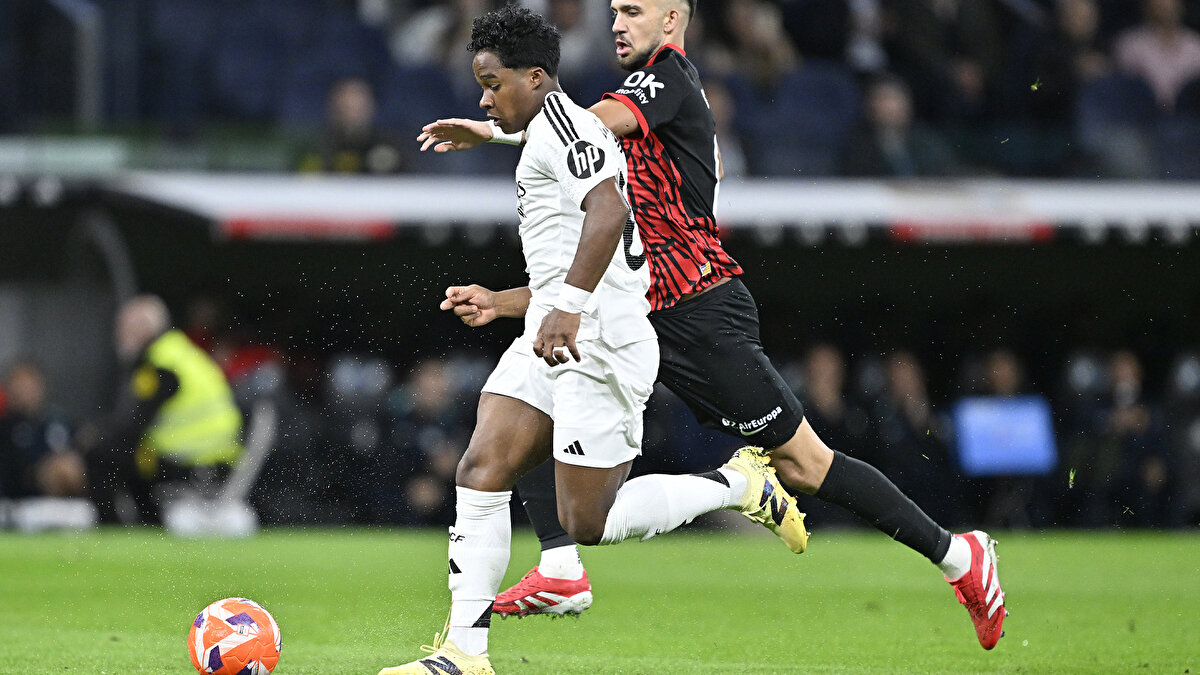 BENFICA YÖNETİMİ ONU YAKINDAN İZLİYOR<br><br>Mourinho’nun ise Endrick transferine onay verdiği iddiaları da Portekiz basınında gündeme geldi. <br>