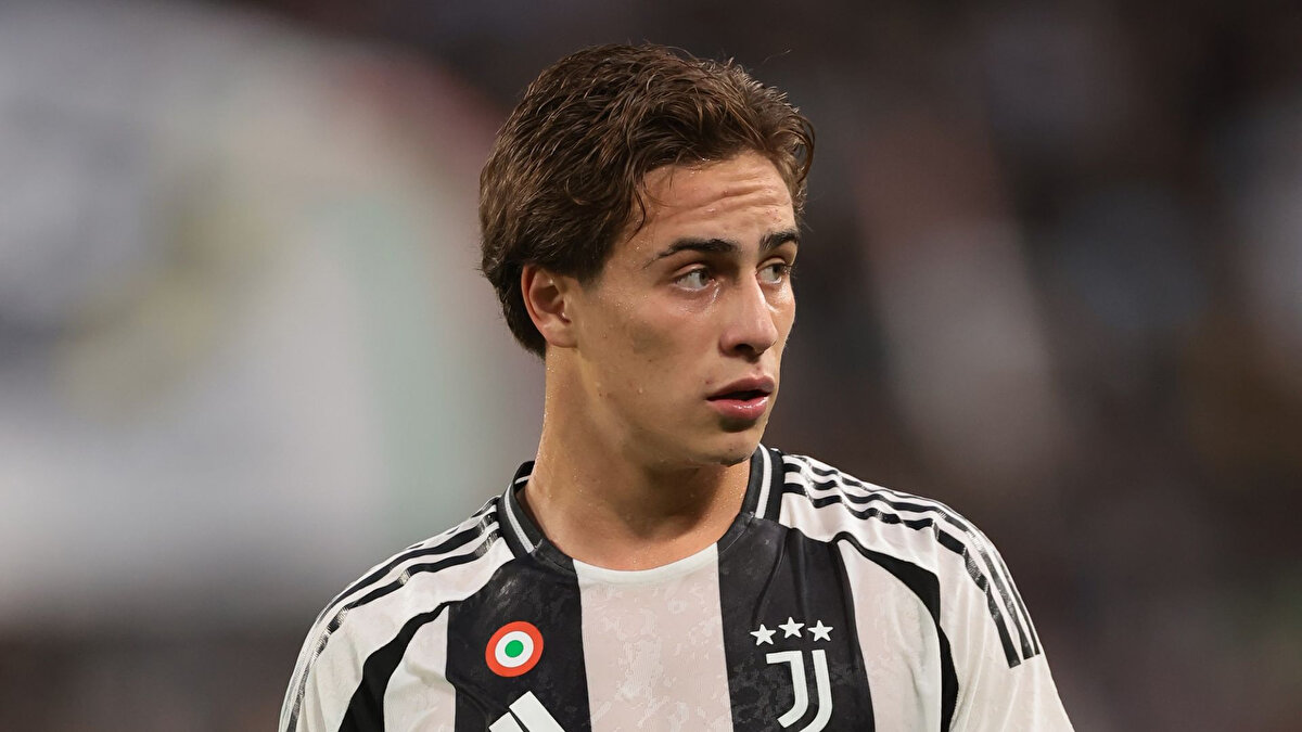 Juventus'un ise bu teklife olumsuz yaklaştığı biliniyor. Kenan Yıldız için beklenen bonservis bedeli 100 milyon euro.