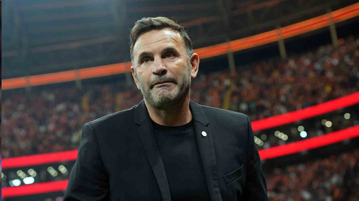 OKAN BURUK'TAN BARIŞ'A DESTEK AÇIKLAMASI<br><br>Teknik direktör Okan Buruk, oyundan çıkarken ıslıkla tepki gören Barış Alper Yılmaz'a destek çıktı. <br>