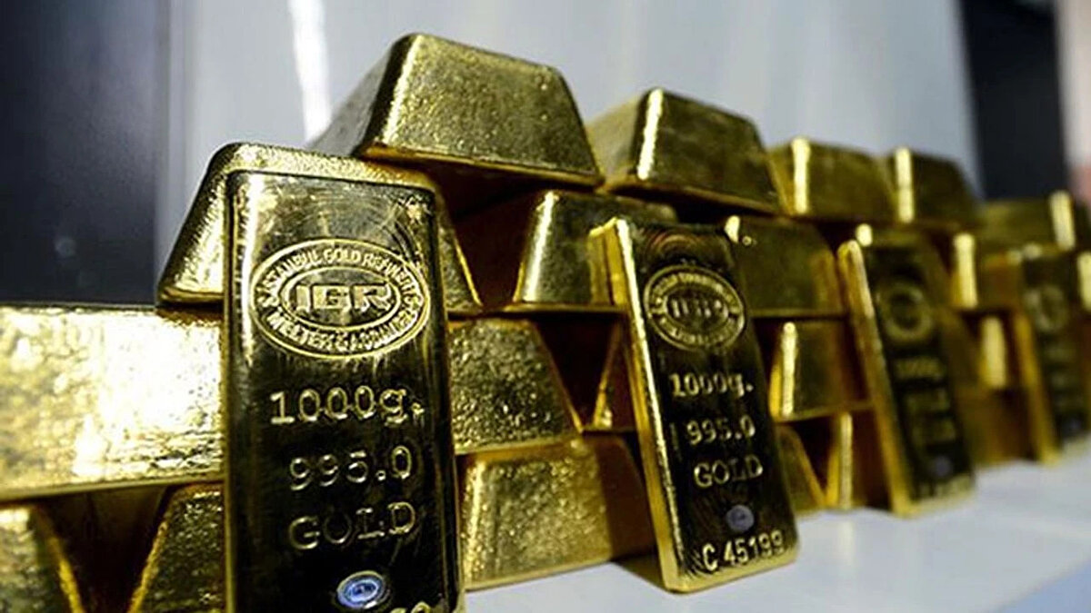 Küresel piyasalarda ons altın, 18 Ağustos’ta başlayan dokuz haftalık yükseliş trendinin ardından geçen hafta itibarıyla düşüşe geçti. 4.252 dolardan kapanan ons fiyatı, haftanın son işlem gününde 4.110 dolar civarında işlem görüyor. Haftalık değer kaybı ise yaklaşık %3,25 seviyesinde.