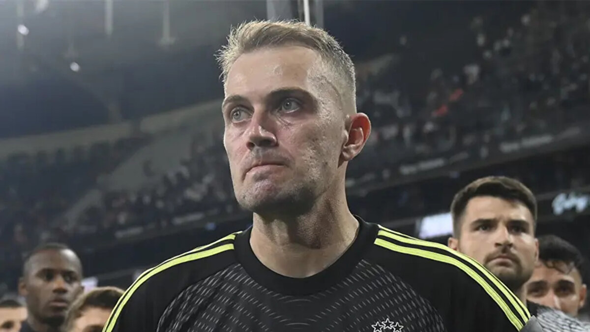 Beşiktaş'ta kaptanlık pazubandı Mert Günok'tan alınarak Orkun Kökçü'ye verilmişti.