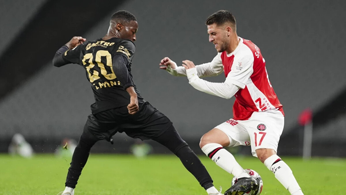 Süper Lig'de 2025-26 sezonun 10. haftasının açılış mücadelesinde Fatih Karagümrük ile Kayserispor, Atatürk Olimpiyat Stadı'nda karşı karşıya geldi.<br><br>