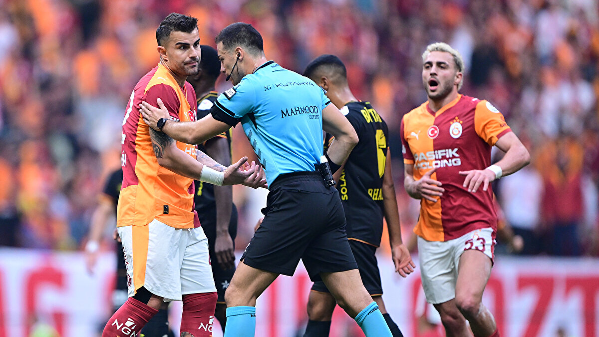 Mücadelenin 30 dakikasından da sarı kartı bulunan Bokele, gördüğü ikinci sarı kart sonucunda kırmızı kartla oyundan atıldı.