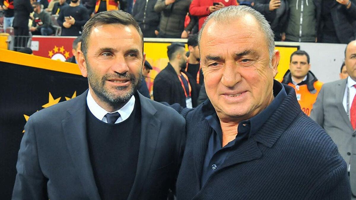 <br>Okan Buruk, Galatasaray teknik direktörü olarak ilk lig galibiyetini 7 Ağustos 2022’de, sezonun açılış haftasında Antalyaspor deplasmanında alınan 1-0’lık skorla elde etti. 18 Şubat 2024’te Ankaragücü’nü dış sahada 3-0 yenerek 50. galibiyetine ulaşıp yarım dalyayı tamamladı. <br><br>Eğer Göztepe’yi RAMS Park’ta mağlup ederse, 1177 gün yani yaklaşık 3 yıl 2 ay 20 gün içinde ligdeki 100. galibiyetini kaydetmiş olacak