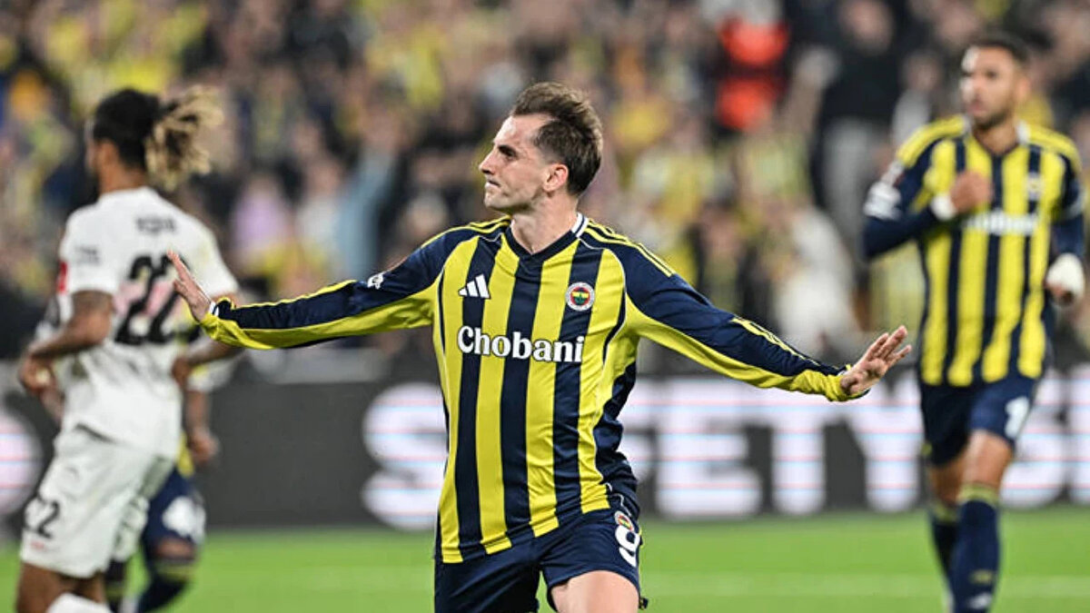 Teknik direktör Burak Yılmaz yönetiminde çıkışa geçen ev sahibi Gaziantep FK ise 9 maçta topladığı 17 puanla 5. sırada yer alıyor ve güçlü rakibi karşısında sürpriz peşinde.