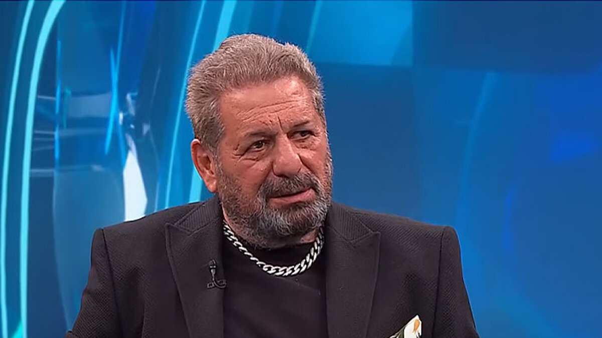 "Hasan Doğan'a verdiğim taktik sonrası hakemleri mahkemeye vermedi. Çünkü mahkemeye gitseler, kazanırlardı. O hakemleri kademe kademe küme düşürdü. Bu işleri yapan hakemlerin gittiğini görenler, onların yaptığını yapmaya cesaret edemedi. Hasan verdiğim taktiği dinledi. Bu soysuzlar mahkemeye gider ve kazanabilir çünkü! Bazıları seminer bastı, 'Biz maç mı sattık, bize maç vermiyorsunuz?' dediler. Hasan Doğan'a da 'Tipini beğenmiyorum, gözlerin yeşil olsa maç verirdim' diyeceksin taktiği verdim."<br>