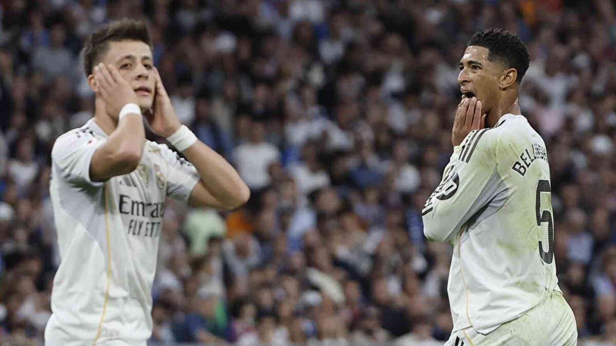 ARDA GÜLER ALKIŞLARLA OYUNDAN ALINDI<br><br>Maça ilk 11'de başlayan Arda Güler, gösterdiği performansla dikkat çekti. Xabi Alonso, Arda'yı oyundan aldı. Taraftar, oyundan çıkan Arda'yı ayakta alkışladı.