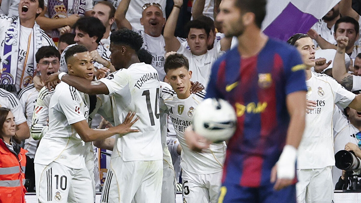 Dakikalar 22'yi gösterdiği Mbappe bir kez daha sahneye çıktı Real Madrid'i öne geçiren golü kaydetti. Bu golden 16 dakika sonra Fermin Lopez skoru 1-1'e getirdi.