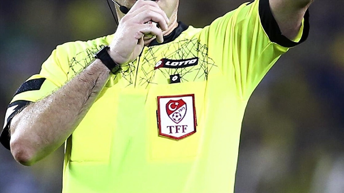 Şu an için bahis oynadığı tespit edilen hakemlerin isim listesi resmi olarak yayınlanmamış olsa da, bu hakemlerin hangi klasmanlarda görev yaptığı ve olayın boyutu hakkında çarpıcı detaylar paylaşıldı.