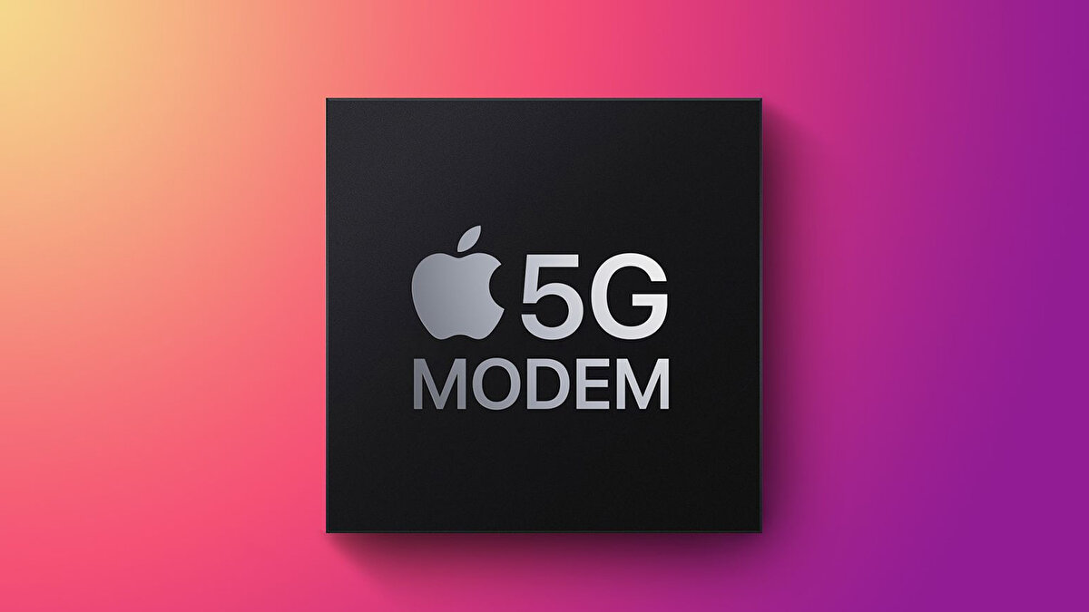 A-serisinde ikinci nesil 2 nm sürecine geçiş performans ve verimlilikte belirgin artış vaat ediyor. Apple tasarımı modem, daha düşük güç tüketimiyle 5G’de hız ve pil dengesini ileri taşıyacak; şirket 2027’de Qualcomm’u geçmeyi hedefliyor. Lansman için en güçlü ihtimal Eylül 2027; Apple’ın iPhone 19’u atlayıp 20. yıl modelini “iPhone 20” ya da özel bir isimle konumlandırması da masada.