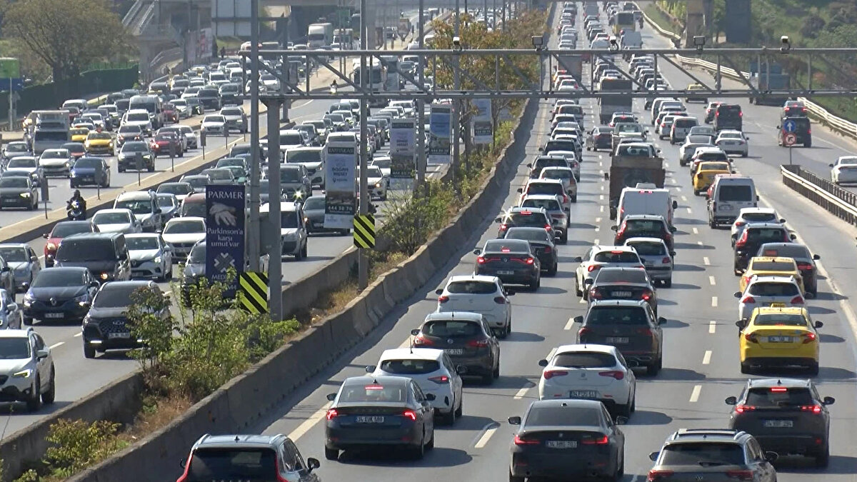 - Akdeniz Caddesi- Adnan Menderes Bulvarı (Vatan Caddesi) girişleri,<br><br>- Akşemsettin Caddesi- Adnan Menderes Bulvarı (Vatan Caddesi) girişleri,<br><br>- Ordu Caddesi ve Atatürk Bulvarı- Adnan Menderes Bulvarı (Vatan Caddesi) girişleri,<br>