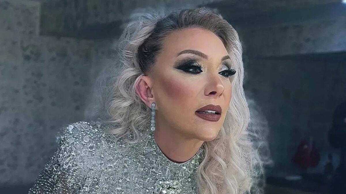 Yalova’da geçtiğimiz günlerde 6’ncı kattaki evinin penceresinden düşerek hayatını kaybeden şarkıcı Güllü’nün ölümü, müzik ve magazin dünyasında büyük yankı uyandırdı.