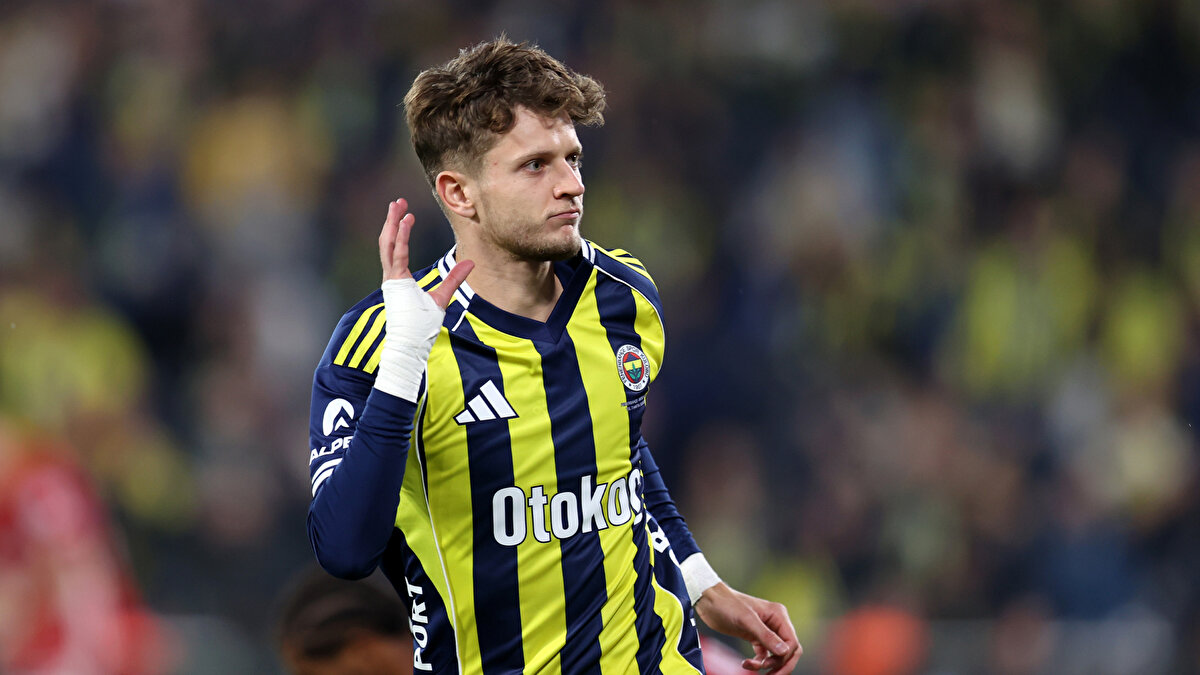 YÖNETİM SATIŞINA ONAY VERECEK<br><br>Haberde, Polonyalı yıldız için gelecek tekliflerin değerlendirileceği ve satışına onay verilebileceği iddia edildi.