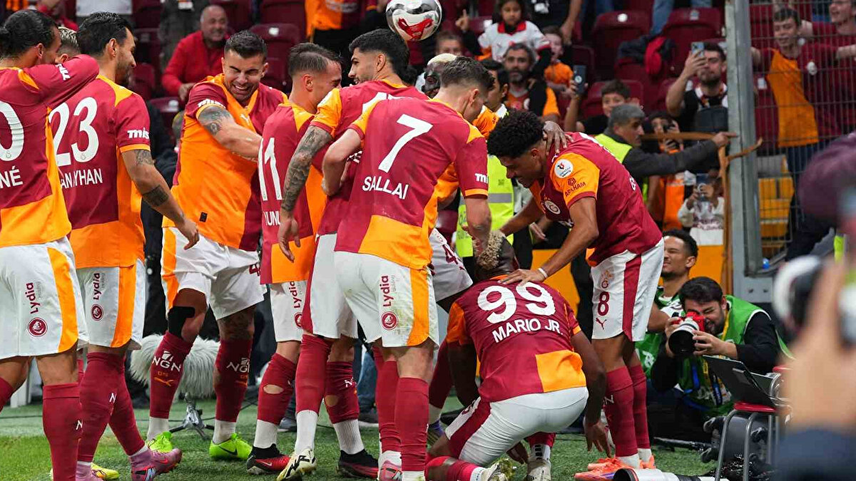 Lider Galatasaray bu hafta ligde en yakın takipçisi Trabzonspor'u konuk edecek. 
