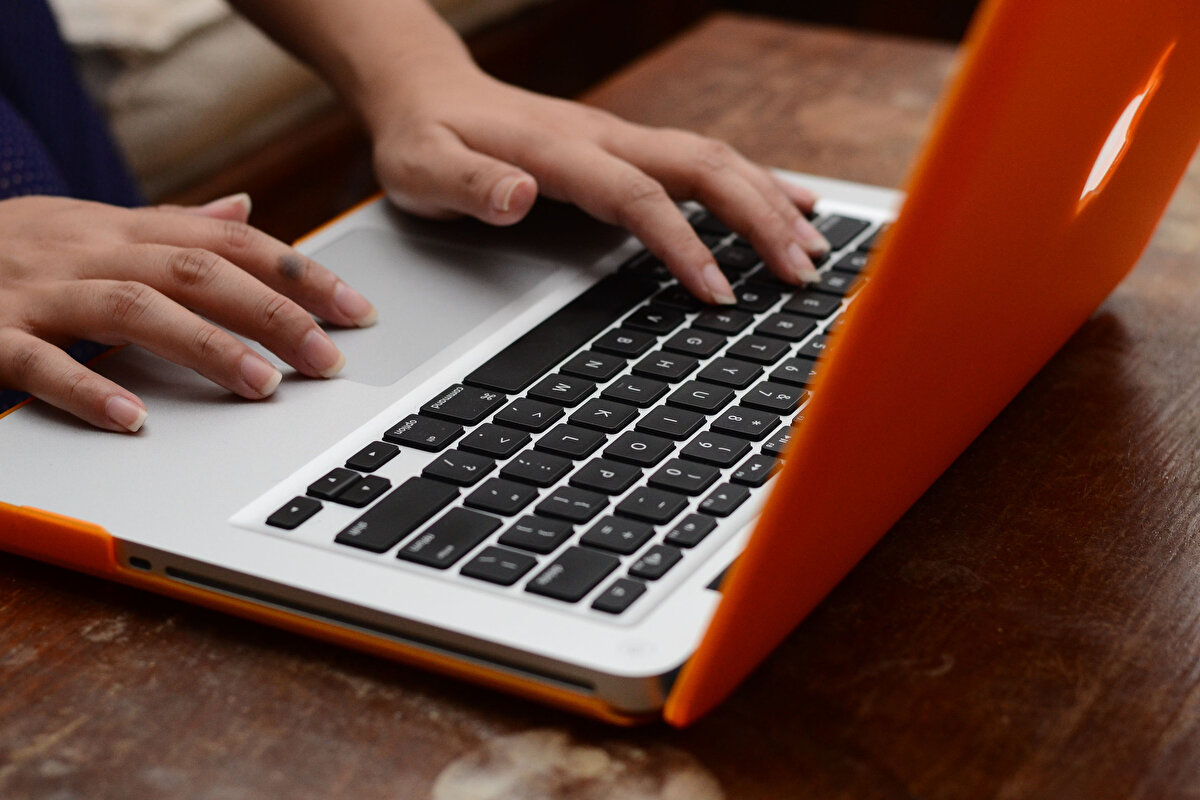 Vatandaşların, özellikle yüz yüze işlem gerektiren kredi ve nakit işlemleri ile randevulu sağlık hizmetleri için 28 Ekim Salı günü öğle saatinden önceki dilimi kullanmaları önemle tavsiye ediliyor.