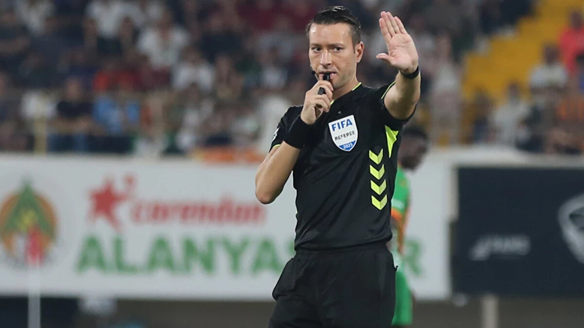 33 yaşındaki hakem PFDK'ya sevk edildi. FIFA kokartlı hakem ile ilgili men cezalarının alınması bekleniyor.