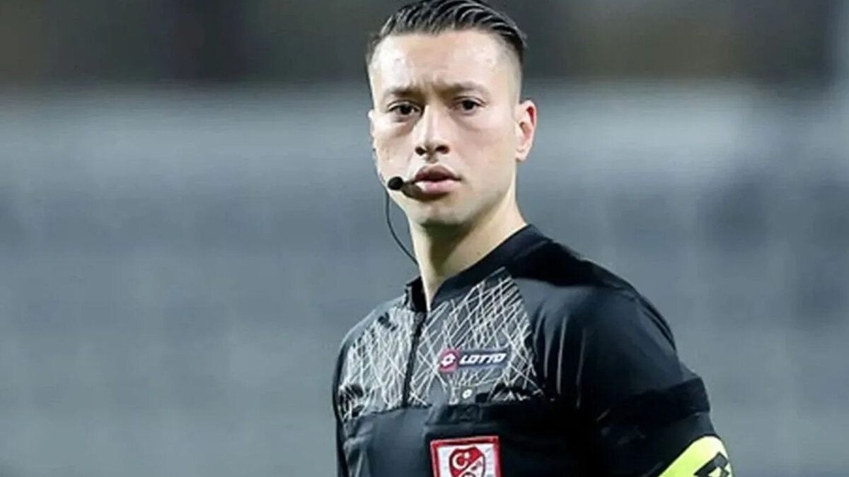 Konu ile alakalı TVNET'te yayınlanan 19. saat programında konuşan spor yazarı Ömer Faruk Ünal konu ile alakalı flaş açıklamalarda bulundu.