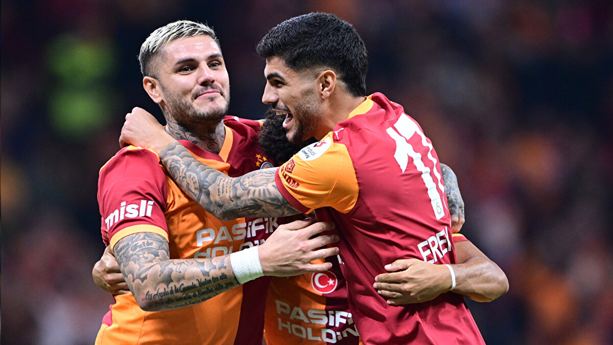 LİGDE DERBİ HAFTASI<br>Bu hafta Süper Lig'de iki derbi maçı bizleri bekliyor. Lider Galatasaray, en yakın takipçisi Trabzonspor'a konuk olacak.<br><br>