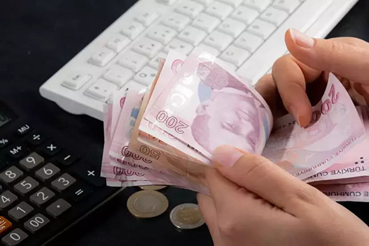 ON (Burgan Bank): Çok kısa vadeli ihtiyaçlar için 1 ay vadeli Süper Ek Hesap ile 50.000 TL sunuyor.