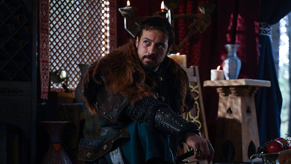 Orhan Bey'i kim canlandıracak?<br>Yeni sezonda Kuruluş Orhan ismiyle ekranlara gelecek olan dizide Osman Bey'in oğlu Orhan Bey'i Mert yazıcıoğlu canlandıracak. aynı zamanda; Cihan Ünal, Barış Falay, Bennu Yıldırımlar, Burak Sergen gibi isimler de rol alacak.