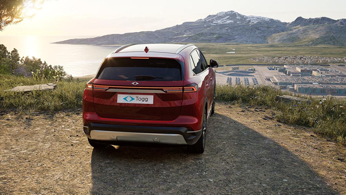 Kampanya kapsamında, kurumsal kullanıcılar 613 bin TL, bireysel kullanıcılar ise 663 bin TL peşinat ödeyerek Togg sahibi olabiliyor. Kalan tutar, tercih edilen kredi planına göre 48 aya kadar vadelendiriliyor.