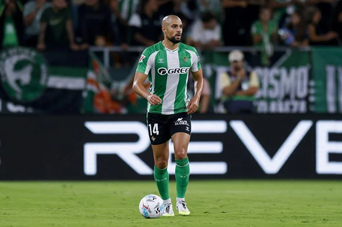 PERFORMANSI<br><br>Fenerbahçe'den Real Betis'e giden Sofyan Amrabat, transferinden sonra İspanyol ekibinde 7 maçta süre buldu.<br><br>