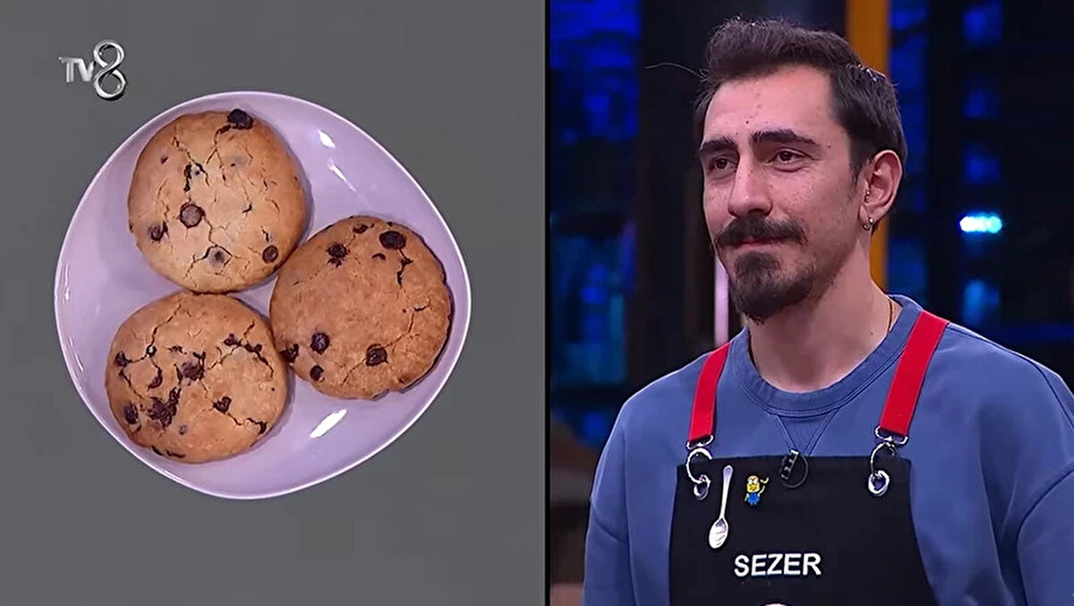 MASTERCHEF BİREYSEL DOKUNULMAZLIĞI KİM ALDI?<br><br>Dokunulmazlık oyununu kaybeden Kırmızı Takım yarışmacıları, potaya girmemek için bireysel dokunulmazlık oyununda mücadele etti. Siyah önlüklerini giyen yarışmacılardan şefler, 'chocolate chip cookie' (Orijinal Amerikan kurabiyesi) hazırlamalarını istedi. Gecenin sonunda şeflerin tadımıyla rakiplerinden daha başarılı bir tabak çıkaran Sezer, bireysel dokunulmazlığın sahibi oldu.