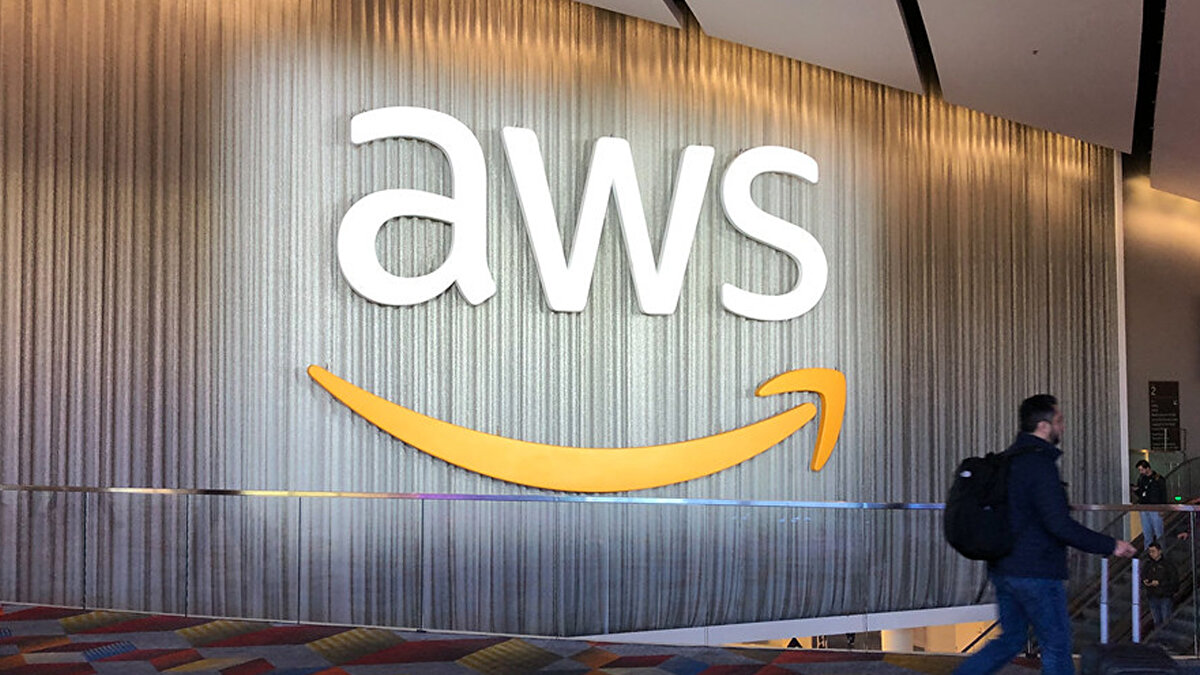 OYUNLAR ETKİLENDİ<br><br>Kesinti, Microsoft 365, Xbox, Outlook ve Microsoft Teams gibi popüler hizmetleri etkilerken, Sea of Thieves ve PUBG gibi oyunlarda da erişim problemleri görüldü.