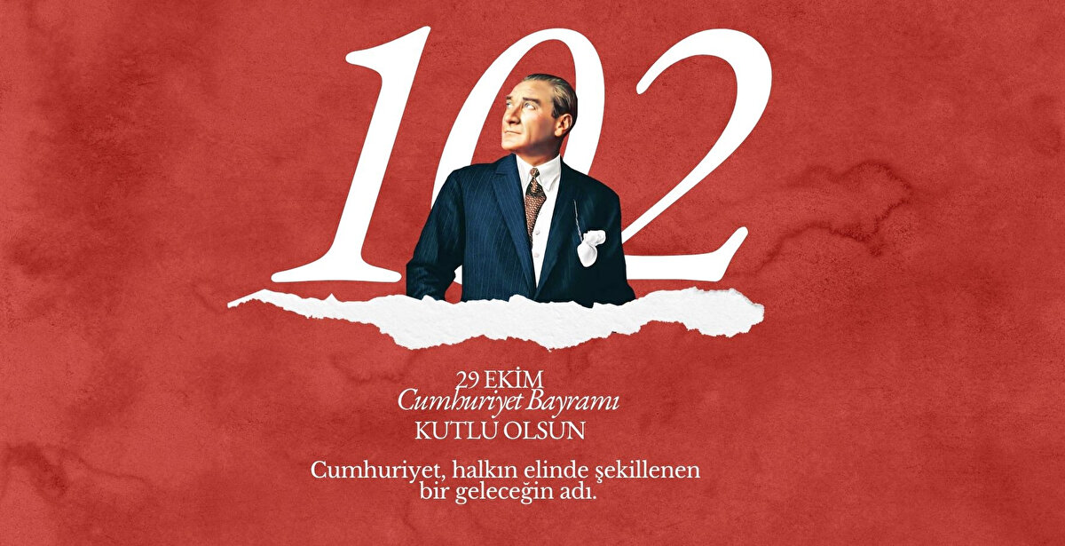 En Güzel 29 Ekim Cumhuriyet Bayramı Mesajları 2025 (SMS, WhatsApp)<br><br>Sevdiklerinize, ailenize ve arkadaşlarınıza gönderebileceğiniz kısa, uzun ve anlamlı kutlama mesajları: