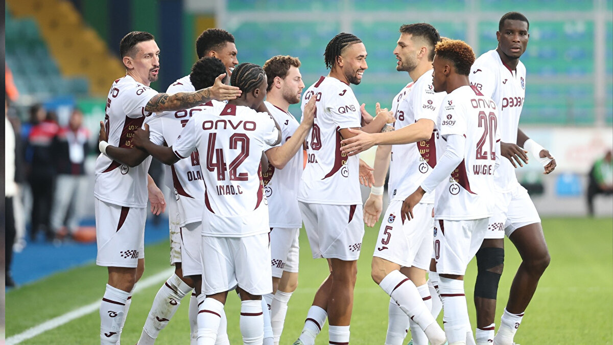 Trabzonspor (Süper Lig 2025–2026)<br><br>Maçlar: 10<br>Sarı kart: 16<br>Sarı kart – rakipler: 26<br>Direkt kırmızı kartlar: 1<br>Kırmızı kartlar: 1<br>Kırmızı kart – rakipler: 0<br>Kazanılan maçlar: %70<br>Yapılan faul başına sarı kart oranı: %13