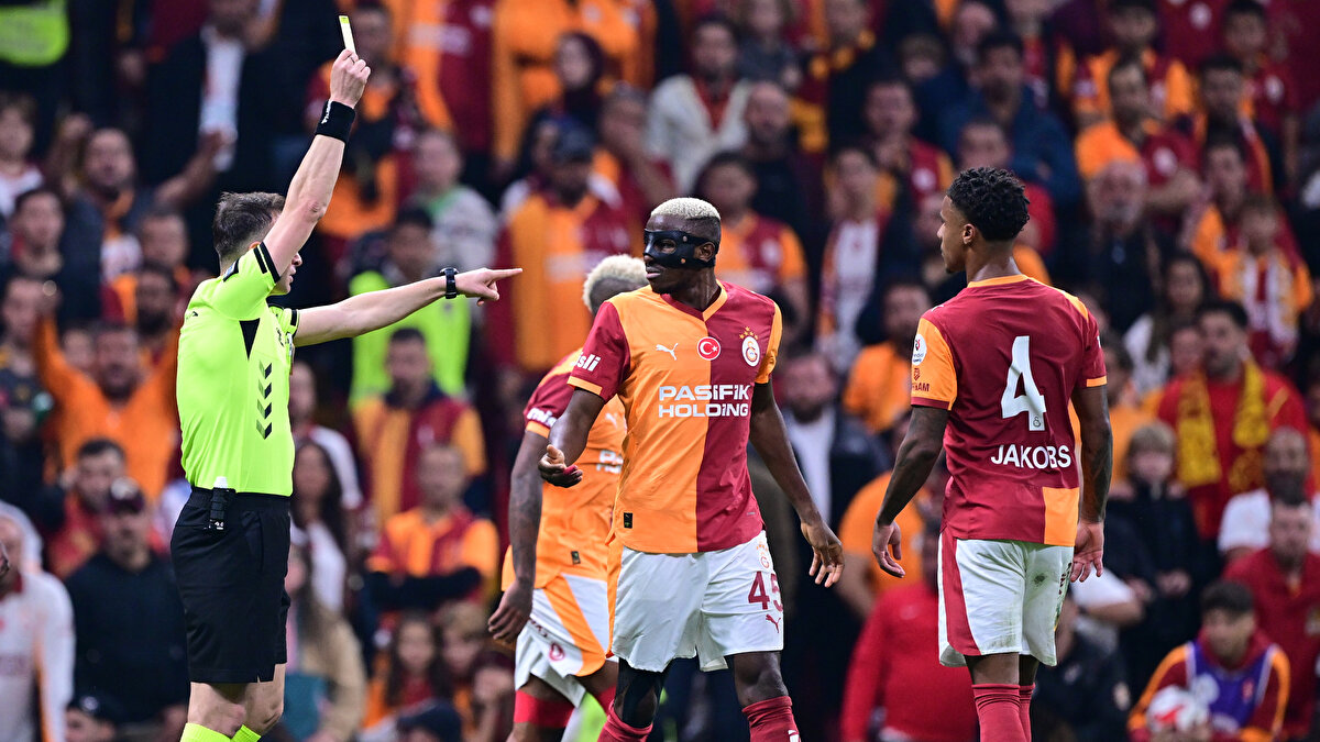 Galatasaray (Süper Lig 2025–2026)<br><br>Maçlar: 10<br>Sarı kart: 16<br>Sarı kart – rakipler: 21<br>Direkt kırmızı kartlar: 1<br>Kırmızı kartlar: 1<br>Kırmızı kart – rakipler: 3<br>Kazanılan maçlar: %90<br>Yapılan faul başına sarı kart oranı: %13