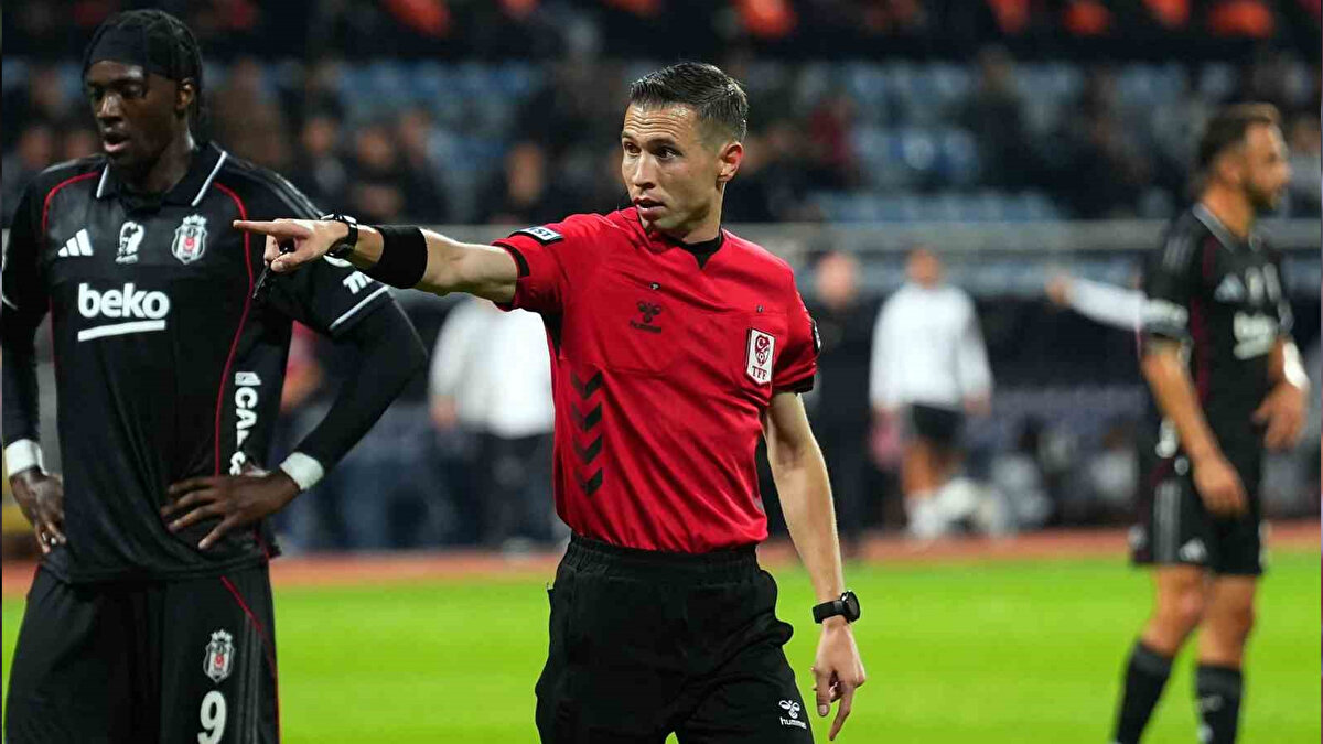 Beşiktaş (Süper Lig 2025–2026)<br><br>Maçlar: 10<br>Sarı kart: 25<br>Sarı kart – rakipler: 22<br>Direkt kırmızı kartlar: 1<br>Kırmızı kartlar: 2<br>Kırmızı kart – rakipler: 2<br>Kazanılan maçlar: %50<br>Yapılan faul başına sarı kart oranı: %17